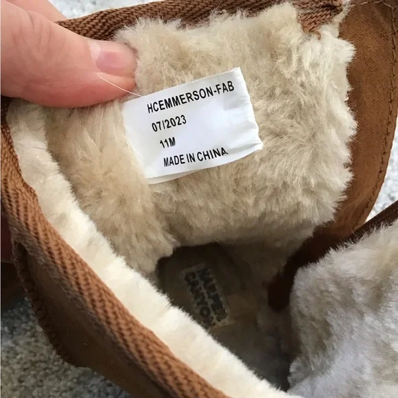 CANYON HARPER Kids’ Emerson Faux Shearling Boot | Size 11 🆕 - Picture 8 of 8